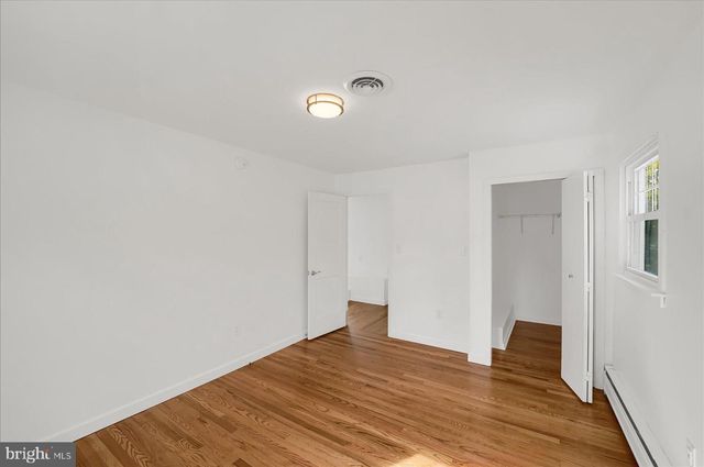 537 KEMMERER RD, State College, PA 16801