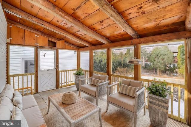 537 KEMMERER RD, State College, PA 16801