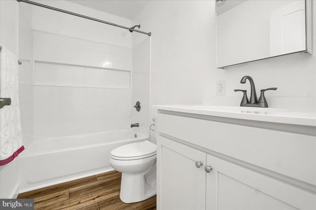 537 KEMMERER RD, State College, PA 16801