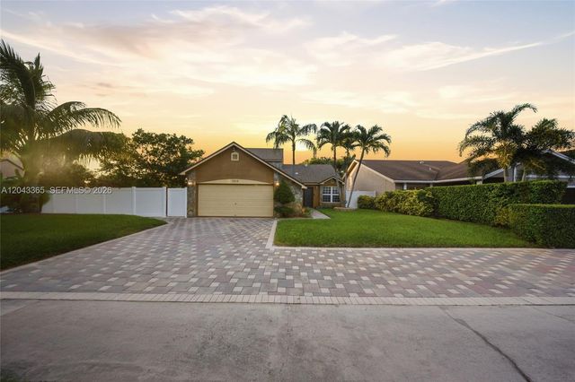 7919 NW 50th Street, Lauderhill, FL 33351