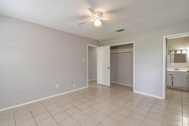 1404 N San Jacinto Street, Conroe, TX 77301