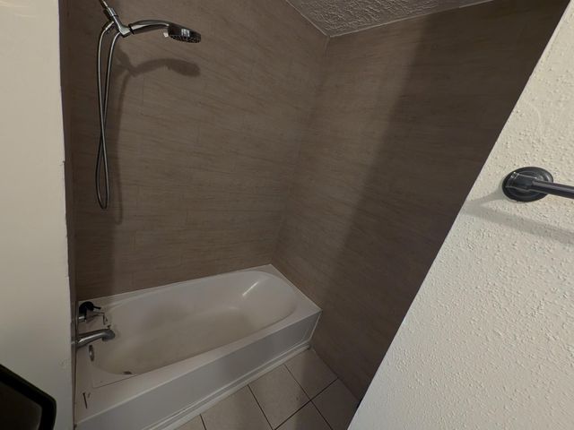 11818 Sawmill Stream Circle, Houston, TX 77067