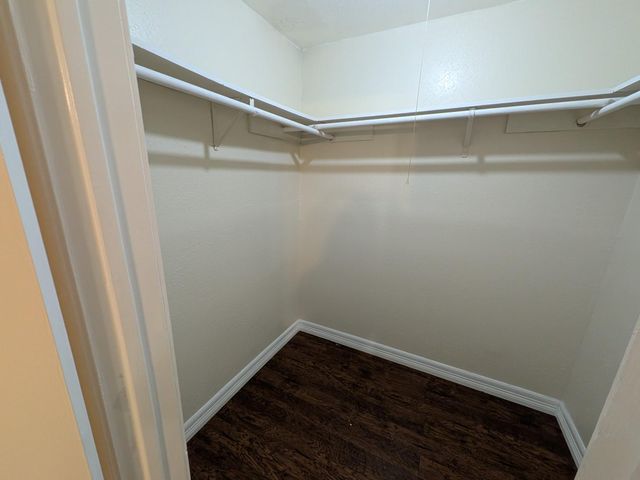 11818 Sawmill Stream Circle, Houston, TX 77067