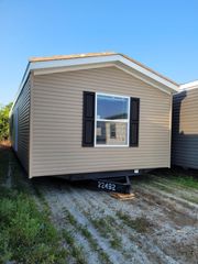 10211 W Greenfield Avenue #20, West Allis, WI 53214