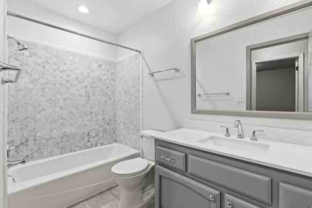 1429 Remington Pl, Modesto, CA 95358