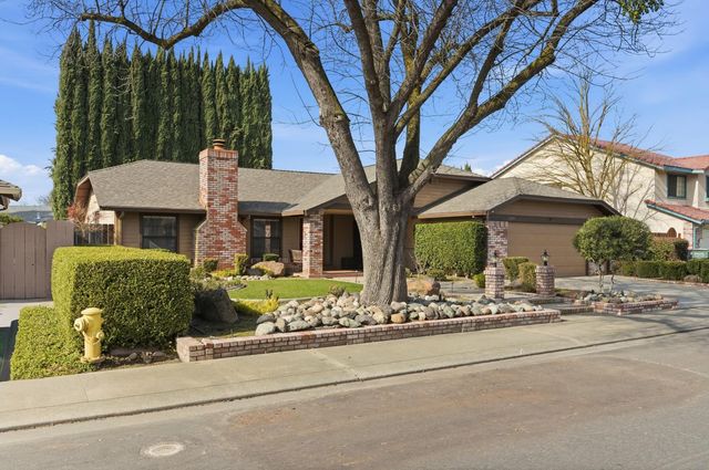 1429 Remington Pl, Modesto, CA 95358