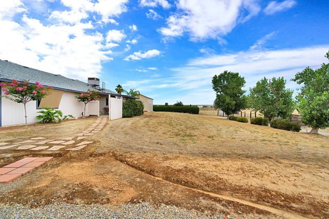 20689 Olympia Road, Madera, CA 93638
