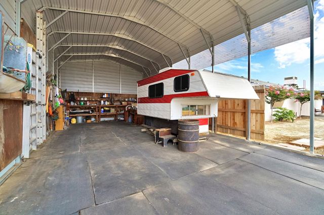 20689 Olympia Road, Madera, CA 93638