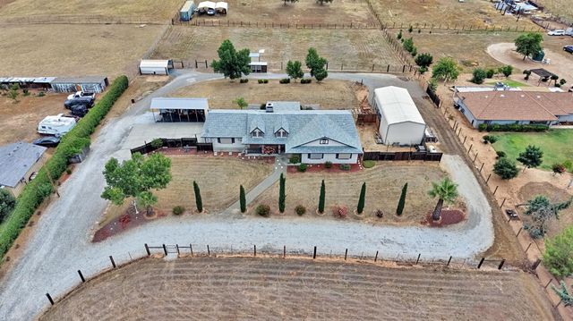 20689 Olympia Road, Madera, CA 93638