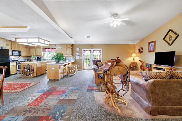 20689 Olympia Road, Madera, CA 93638