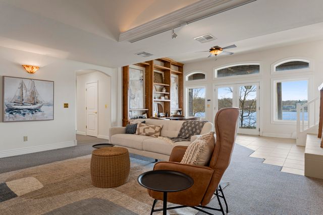 32290 S 630 Road, Jay, OK 74346