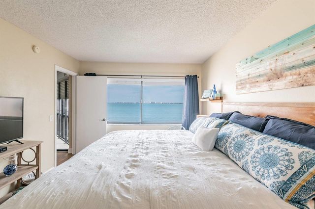 5541 PUERTA DEL SOL BOULEVARD S 316, St Petersburg, FL 33715