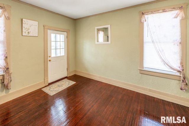 1016 E VIRGINIA Avenue, Peoria, IL 61603