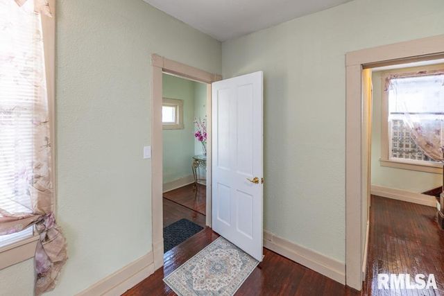 1016 E VIRGINIA Avenue, Peoria, IL 61603