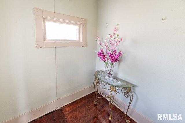 1016 E VIRGINIA Avenue, Peoria, IL 61603