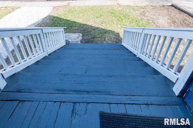 1016 E VIRGINIA Avenue, Peoria, IL 61603