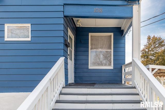 1016 E VIRGINIA Avenue, Peoria, IL 61603