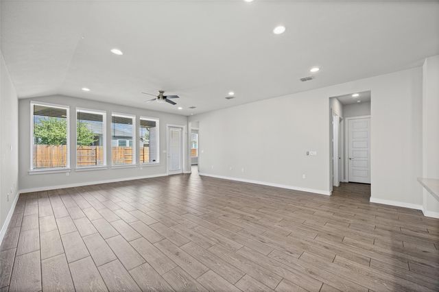 8317 Donnelley DR, Austin, TX 78744
