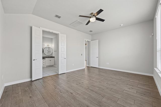 8317 Donnelley DR, Austin, TX 78744
