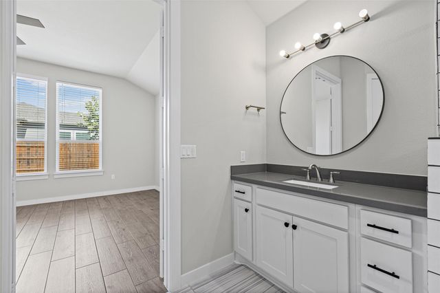 8317 Donnelley DR, Austin, TX 78744