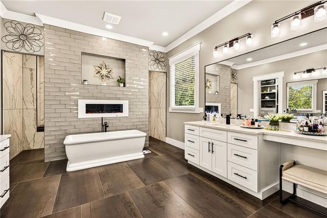 783 Blackberry Trail, Lawrenceville, GA 30043