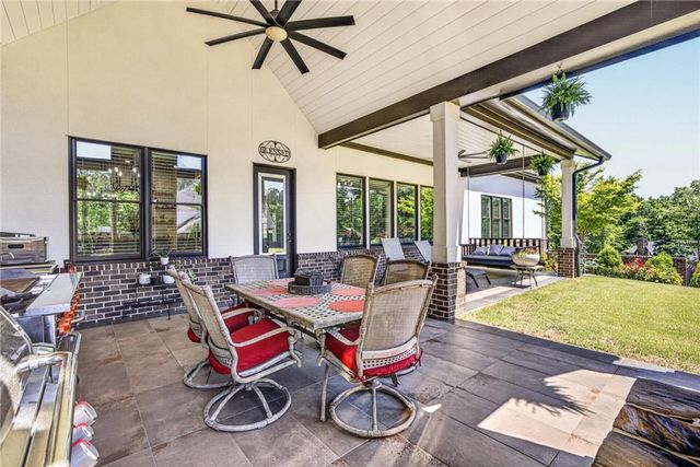 783 Blackberry Trail, Lawrenceville, GA 30043