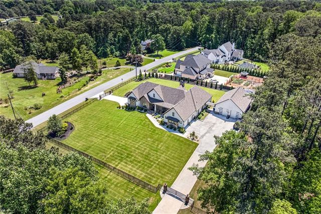 783 Blackberry Trail, Lawrenceville, GA 30043