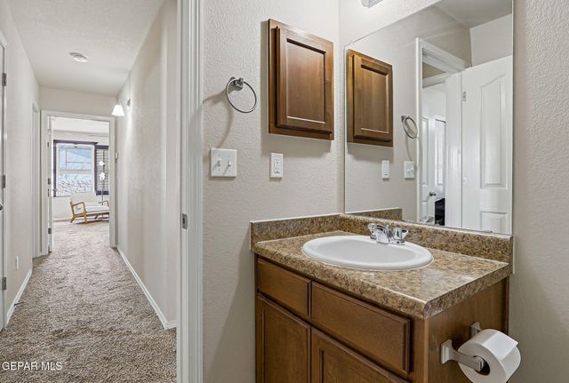 932 SOLOMA Place, El Paso, TX 79928