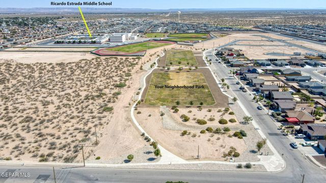 932 SOLOMA Place, El Paso, TX 79928