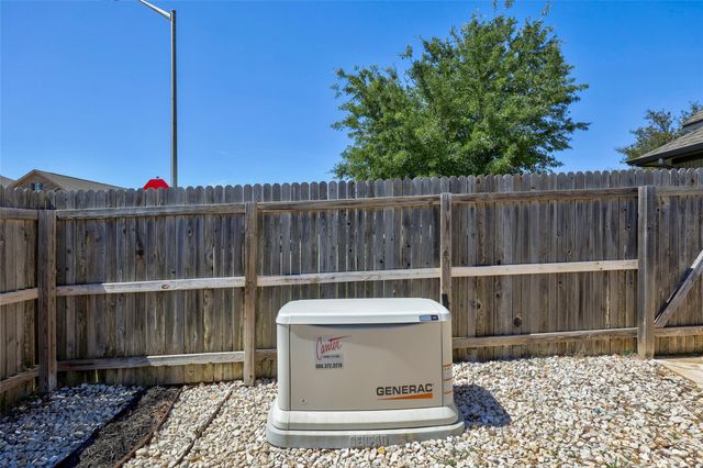 204 Durata DR, San Marcos, TX 78666