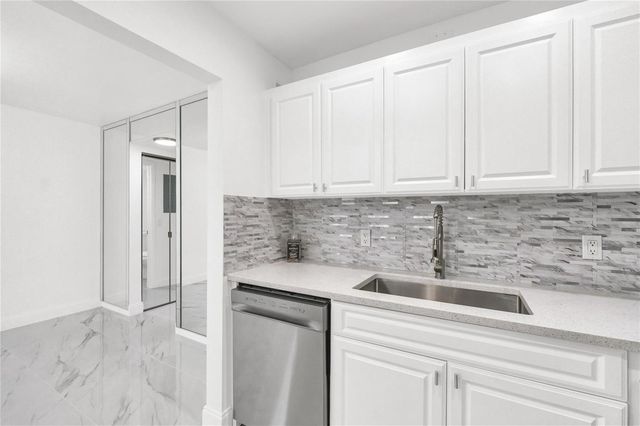 242 Tilford L L, Deerfield Beach, FL 33442