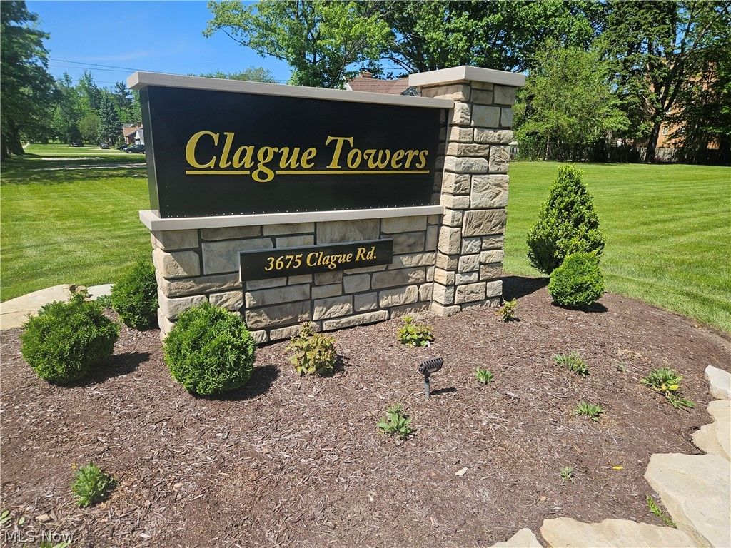 3675 Clague Road 306, North Olmsted, OH 44070