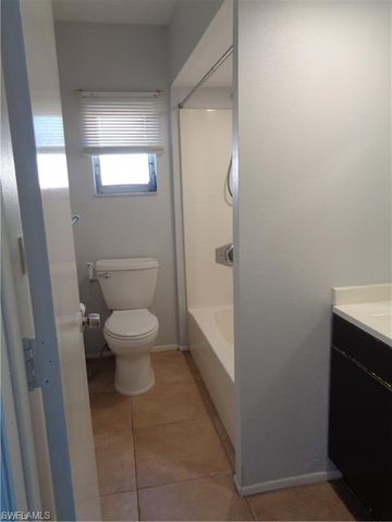 1939 SE 15th PL A, Cape Coral, FL 33990