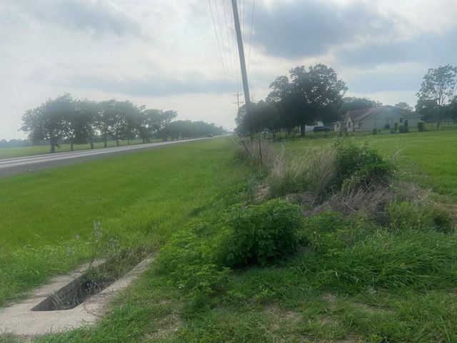 457 Sargent Drive, Bay City, TX 77414