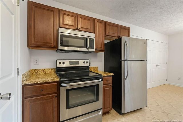 102 Winterfield Drive, Raeford, NC 28376