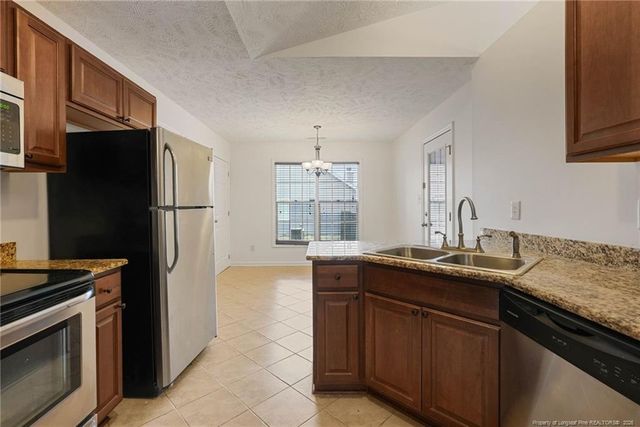 102 Winterfield Drive, Raeford, NC 28376