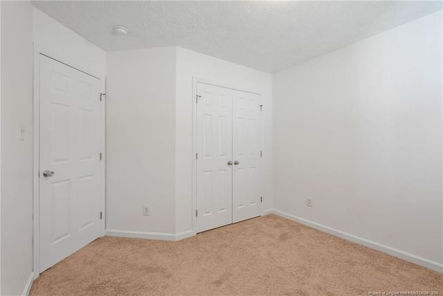 102 Winterfield Drive, Raeford, NC 28376