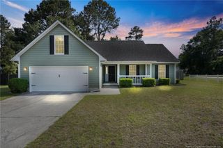 102 Winterfield Drive, Raeford, NC 28376