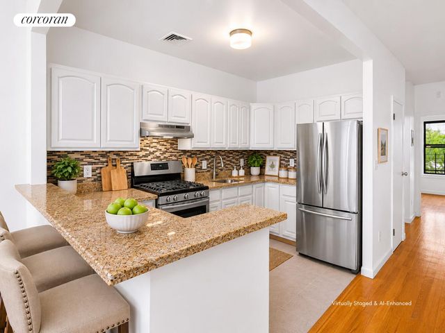 544 VAN BUREN Street, New York City, NY 11221