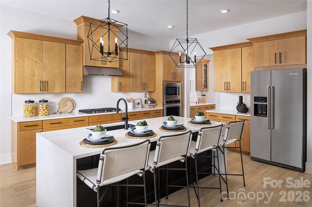 4201 Pinekirk Drive 376, Charlotte, NC 28269