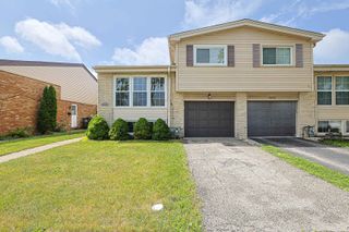 9249 BARBERRY Lane, Des Plaines, IL 60016