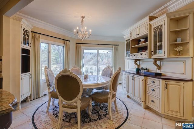 74 Sherwood, Norwood, NJ 07648