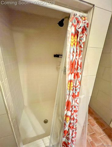 25646 Stanford Street, Dearborn Heights, MI 48125