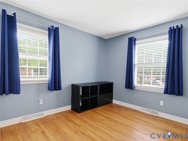 9098 Mossybrook Rd, Mechanicsville, VA 23116