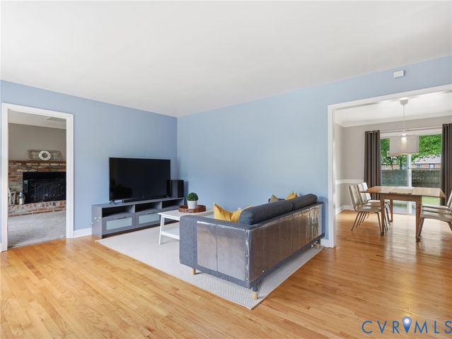 9098 Mossybrook Rd, Mechanicsville, VA 23116