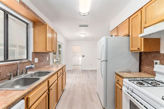 4220 NW 29TH TERRACE, Gainesville, FL 32605