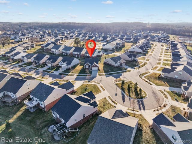 1155 Lark Street, Orion Charter Township, MI 48360