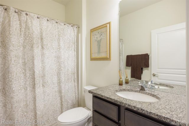 1155 Lark Street, Orion Charter Township, MI 48360