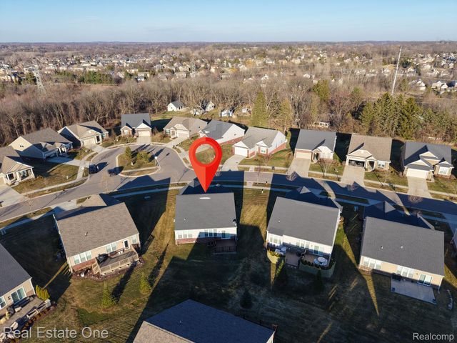 1155 Lark Street, Orion Charter Township, MI 48360