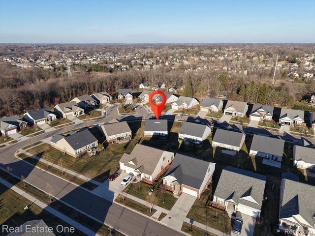 1155 Lark Street, Orion Charter Township, MI 48360